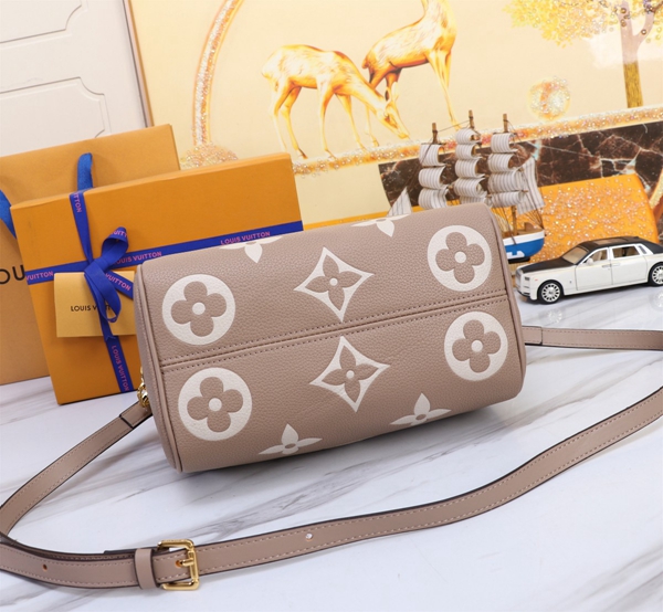 ルイヴィトンバッグ内部構造